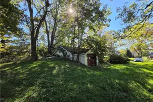 3222 Trump Ave SE, Canton, OH 44707 - Photo 2