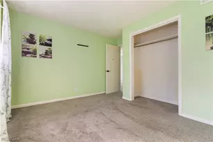 3194 S Bender Ave, Akron, OH 44319 - Photo 22
