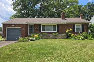 4649 Roosevelt Ave NE, Canton, OH 44705 - Photo 1