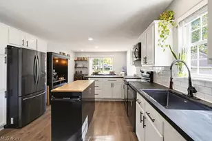 1185 Coventry St, Akron, OH 44306 - Photo 14