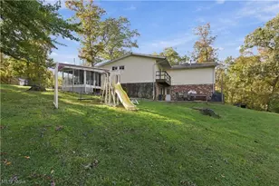 1300 Beech Dr, Zanesville, OH 43701 - Photo 26