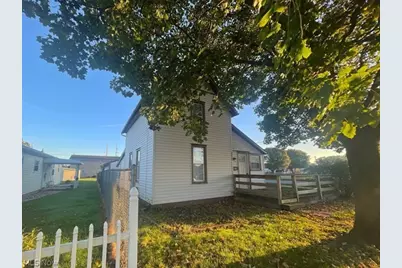 224 E 6th Street, West Lafayette, OH 43845 - Photo 2