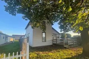 224 E 6th St, West Lafayette, OH 43845 - Photo 2