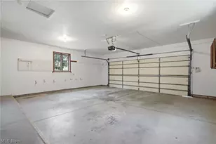16 S Bentley Dr SE, Canton, OH 44709 - Photo 40