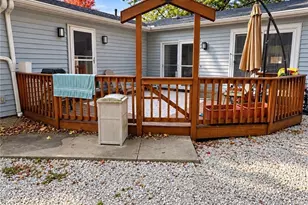 2048 Berger Ave, Stow, OH 44224 - Photo 2
