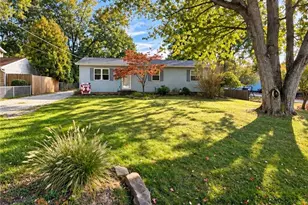 2048 Berger Ave, Stow, OH 44224 - Photo 1