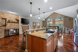 2942 Torrey Pines Cir NW, Canton, OH 44708 - Photo 16