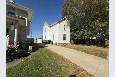 137 N 15th Street, Coshocton, OH 43812 - Photo 6