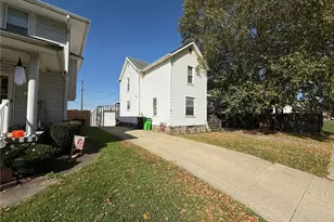 137 N 15th St, Coshocton, OH 43812 - Photo 6
