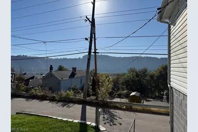821 Woods Lane, Martins Ferry, OH 43935 - Photo 6