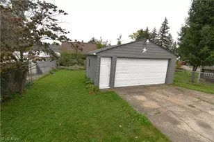 1576 Wakefield Ave, Poland, OH 44514 - Photo 4