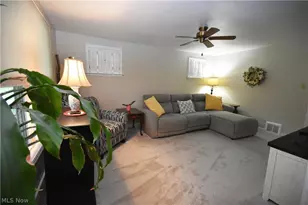1576 Wakefield Ave, Poland, OH 44514 - Photo 6