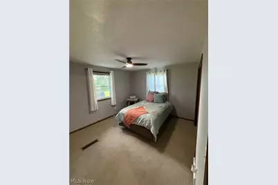 3838 Oakridge Drive, Louisville, OH 44641 - Photo 14