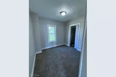 934 Alhambra Road, Loveland, OH 44110 - Photo 6