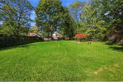 4097 Burkey Road, Austintown, OH 44515 - Photo 32