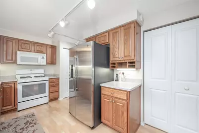 1800 Carver Lane, Hudson, OH 44236 - Photo 12