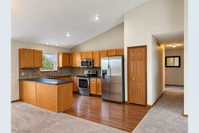 5865 W Breezeway Drive, North Ridgeville, OH 44039 - Photo 24