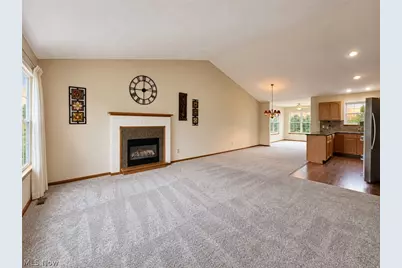 5865 W Breezeway Drive, North Ridgeville, OH 44039 - Photo 18
