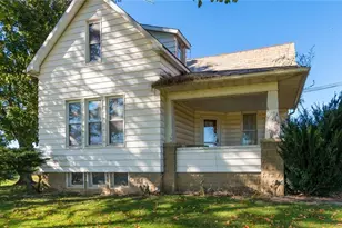 17791 Leatherwood Rd, Salesville, OH 43778 - Photo 2