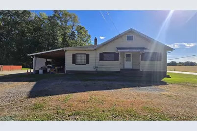 14487 Mahoning Avenue, Lake Milton, OH 44429 - Photo 1