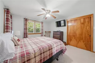 1687 Mt Pleasant St NE, Canton, OH 44721 - Photo 12