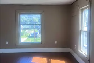 327 N 4th St, Cambridge, OH 43725 - Photo 14