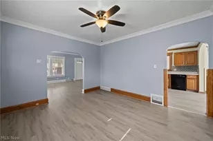160 Claremont Ave NW, Canton, OH 44708 - Photo 10