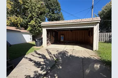 18007 Harland Avenue, Loveland, OH 44119 - Photo 28