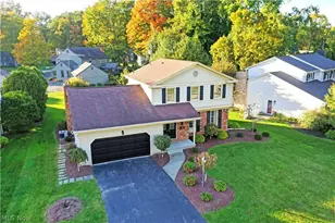 1050 Westport Dr, Boardman, OH 44511 - Photo 4