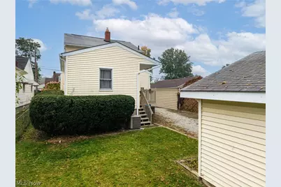 343 Kathron Avenue, Cuyahoga Falls, OH 44221 - Photo 22