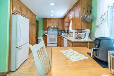 6392 15th Street NE, East Canton, OH 44730 - Photo 12