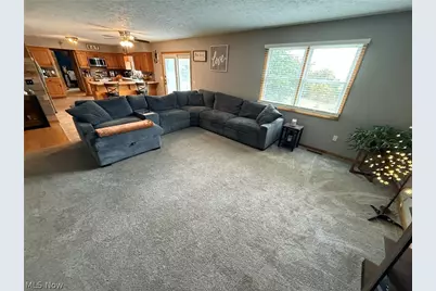 10274 Laurens Drive NE, Bolivar, OH 44612 - Photo 6