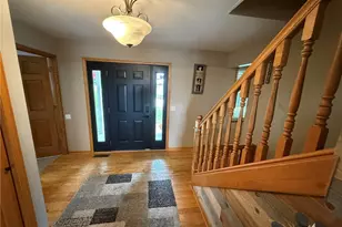 10274 Laurens Dr NE, Bolivar, OH 44612 - Photo 2
