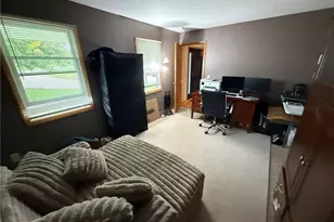 10274 Laurens Dr NE, Bolivar, OH 44612 - Photo 12