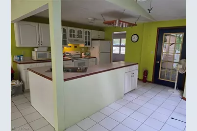 10057 Thwing Road, Chardon, OH 44024 - Photo 26