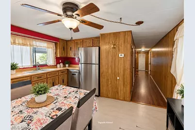 454 Westwoods, Amherst, OH 44001 - Photo 4