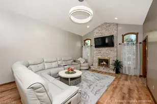 610 Chestnut Ln, Boardman, OH 44512 - Photo 12