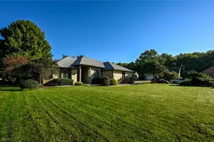 610 Chestnut Ln, Boardman, OH 44512 - Photo 8