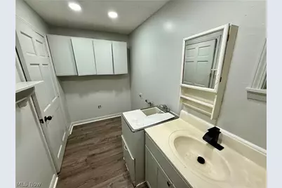 196 Jewett Street, Akron, OH 44305 - Photo 14