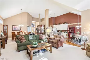 3742 Lovina Ln, Stow, OH 44224 - Photo 8