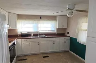 701 N Main St, Wellington, OH 44090 - Photo 6