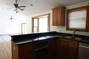 3057 Long Rd, Akron, OH 44312 - Photo 14