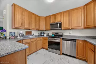 510 Elm St, Sheffield Lake, OH 44054 - Photo 12