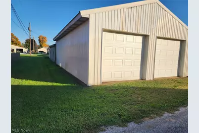 221 Washington Street, Coshocton, OH 43812 - Photo 26