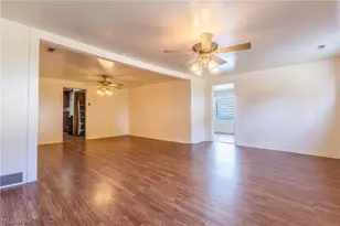 307 S State St, Crooksville, OH 43731 - Photo 8