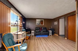 3340 Mollane St NW, Massillon, OH 44646 - Photo 6