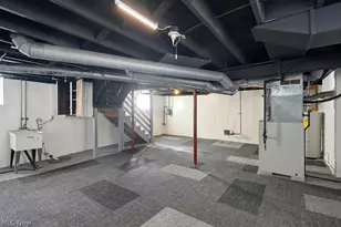 793 Storer Ave, Akron, OH 44320 - Photo 26