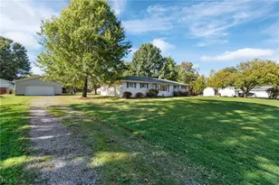 2665 Lyndale Ave NW, Massillon, OH 44647 - Photo 4