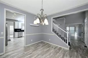 1930 Northgate Cir, Akron, OH 44320 - Photo 10