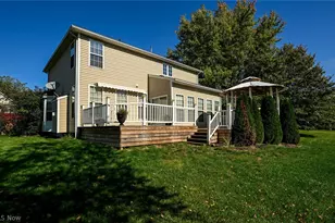 1930 Northgate Cir, Akron, OH 44320 - Photo 4